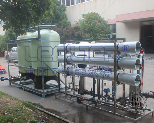 反滲透設(shè)備 反滲透設(shè)備